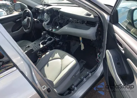 2022 Toyota Highlander Xle из США, поврежденный, VIN 5TDHZRAH3NS120252